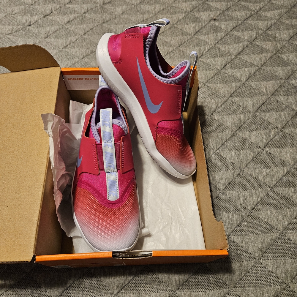 Nike Kids Pink Gradient Slip-On Sneakers